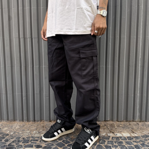 Calça Cargo Basic Preta