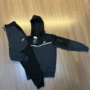 Conjunto NK Tech Fleece Sportswear