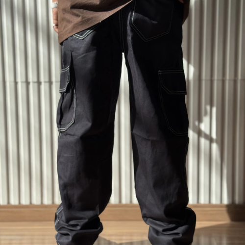 Calça Cargo Contraste Preta