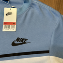 Conjunto NK Tech Fleece