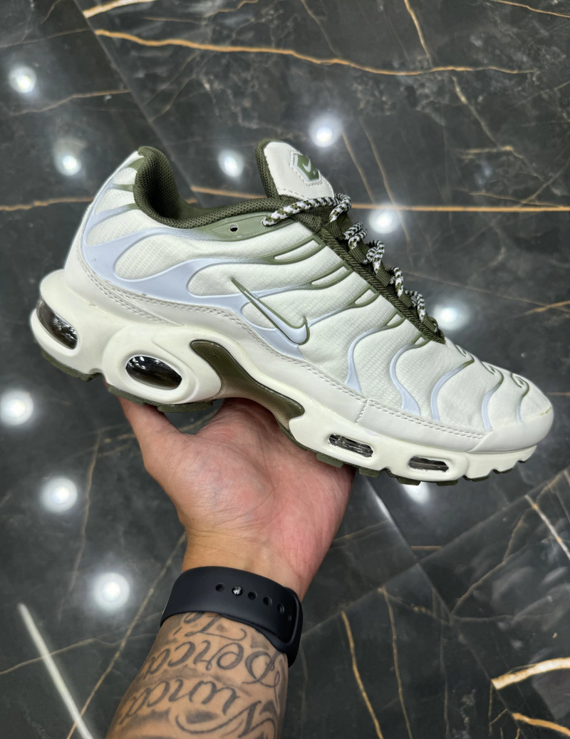 Air Max Plus TN 1 "Bone Olive"