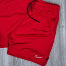 Conjunto Red NK, Tênis NK TN Plus + meia & Boné