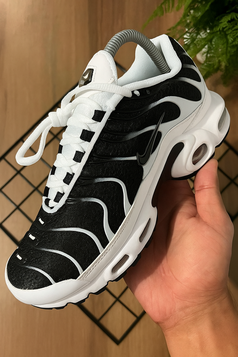 Air Max Plus TN 1 "Zebra"